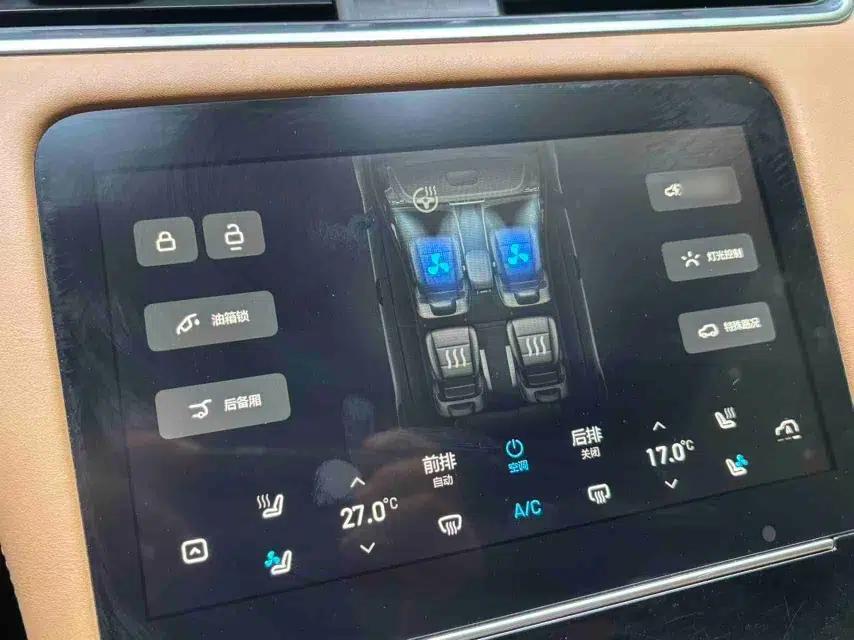 Li Auto ONE 2021 Extended-Range 6-Seater Version — миниатюра 14
