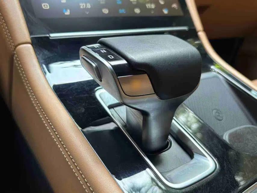 Li Auto ONE 2021 Extended-Range 6-Seater Version — миниатюра 16
