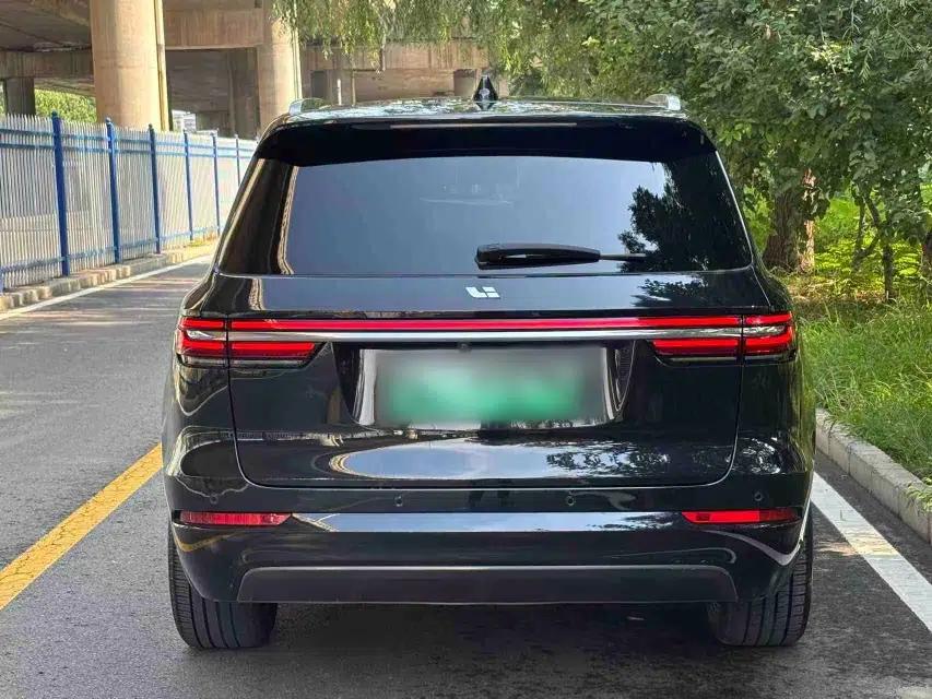 Li Auto ONE 2021 Extended-Range 6-Seater Version — миниатюра 5