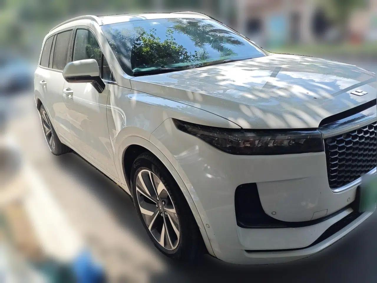 Li Auto ONE 2021 Extended-Range 6-Seater Version — миниатюра 3
