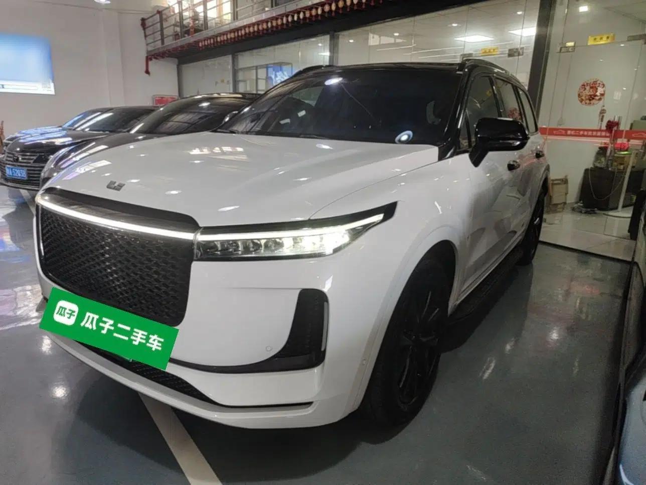 Li Auto ONE 2020 Extended-Range 6-Seater Version — миниатюра 1