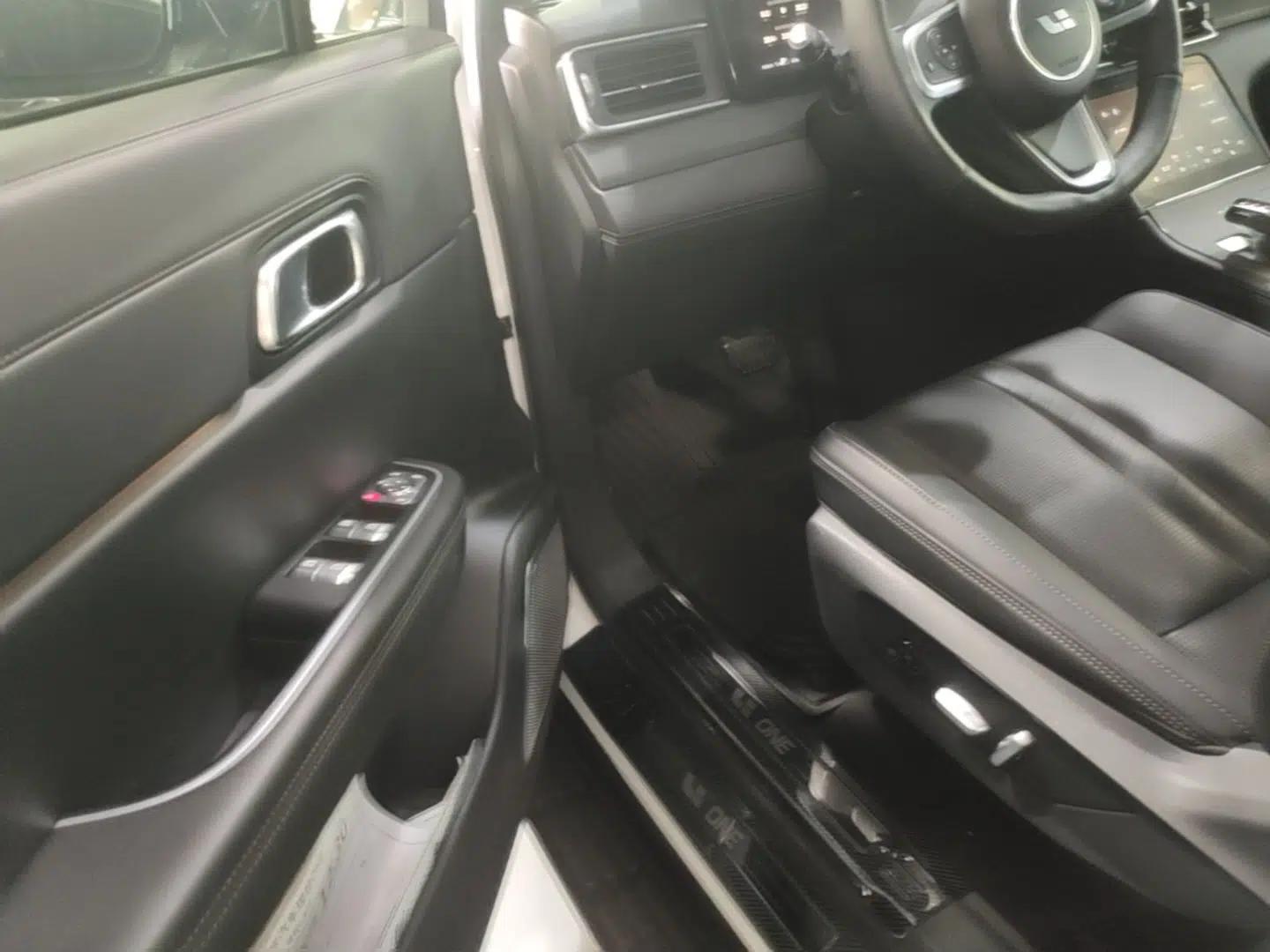 Li Auto ONE 2020 Extended-Range 6-Seater Version — миниатюра 18
