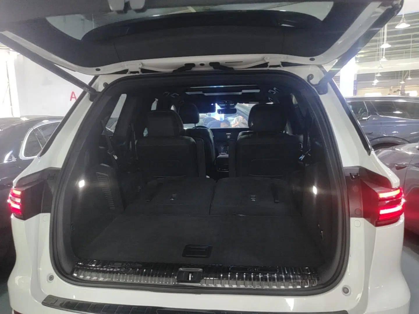 Li Auto ONE 2020 Extended-Range 6-Seater Version — миниатюра 22