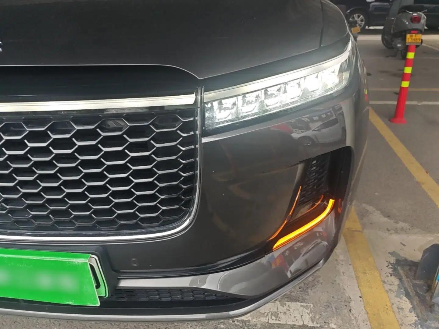 Li Auto ONE 2021 Extended-Range 6-Seater Version — миниатюра 8