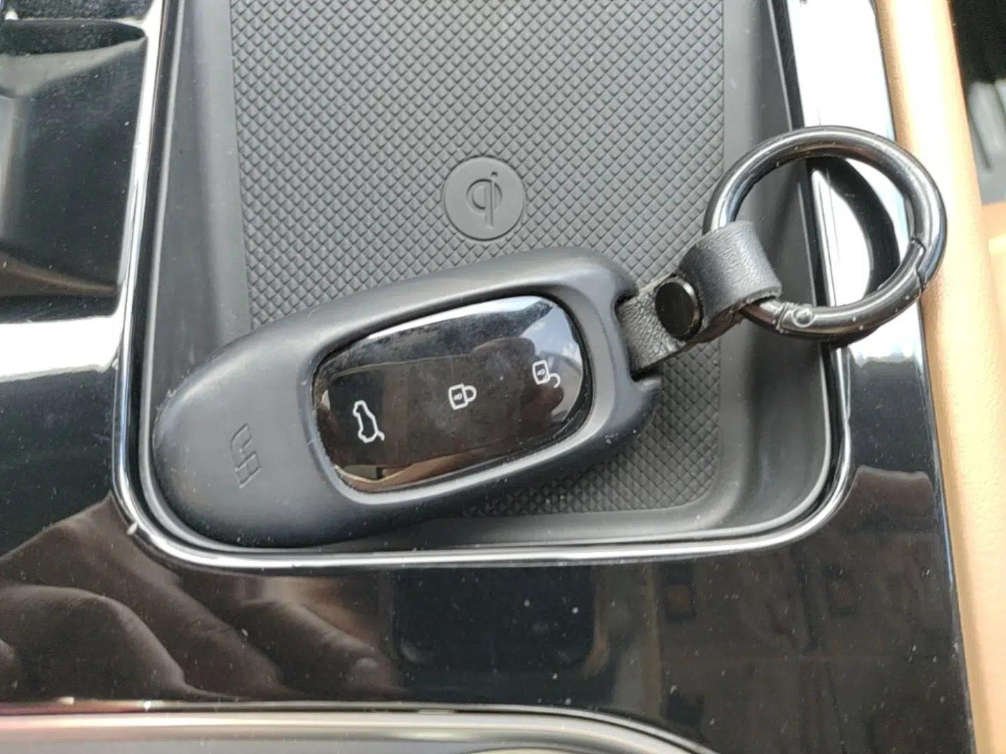 Li Auto ONE 2020 Extended-Range 6-Seater Version — миниатюра 28