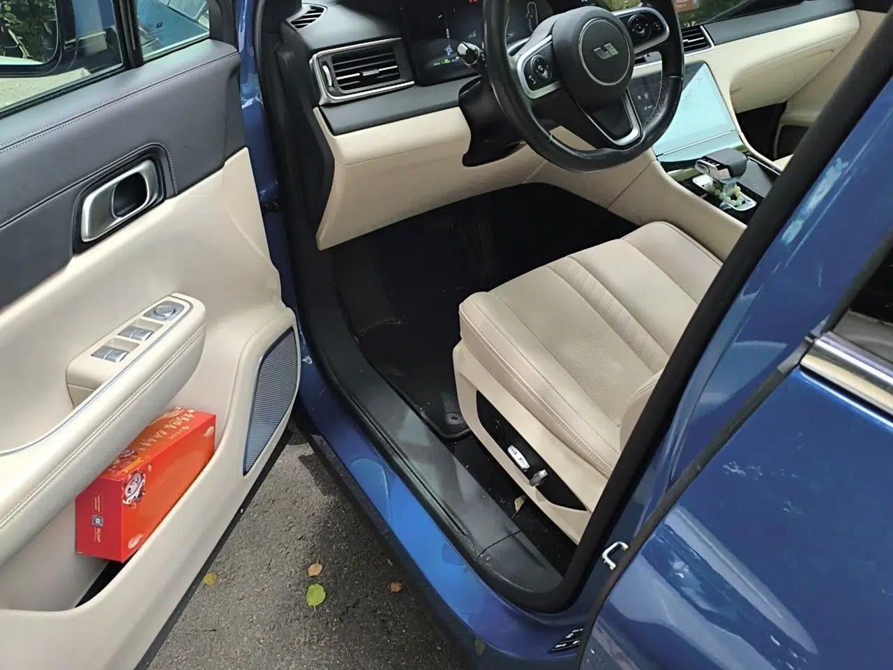 Li Auto ONE 2020 Extended-Range 6-Seater Version — миниатюра 16