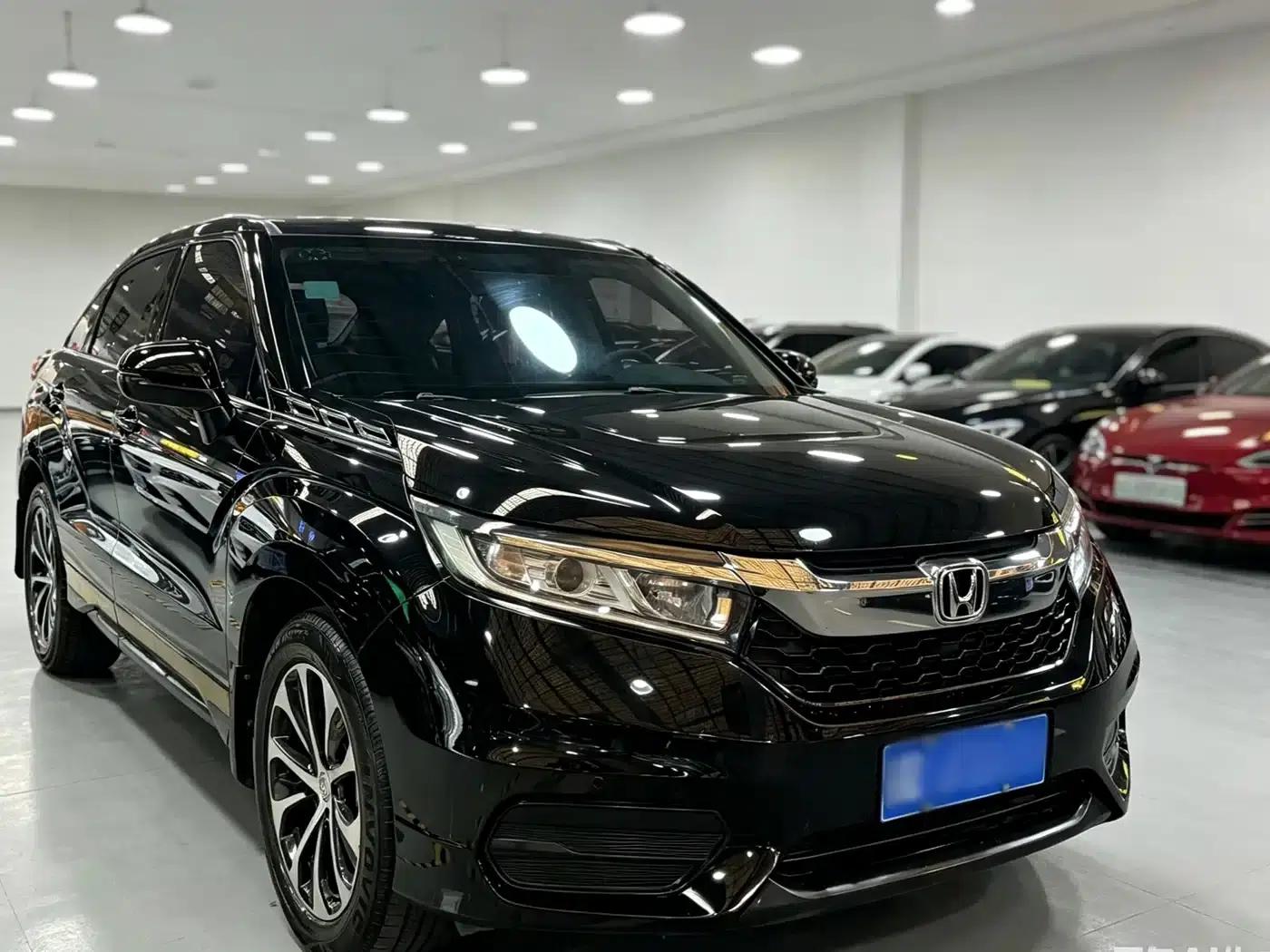 2017 Honda Avancier 240TURBO 2WD Elite Edition — миниатюра 3
