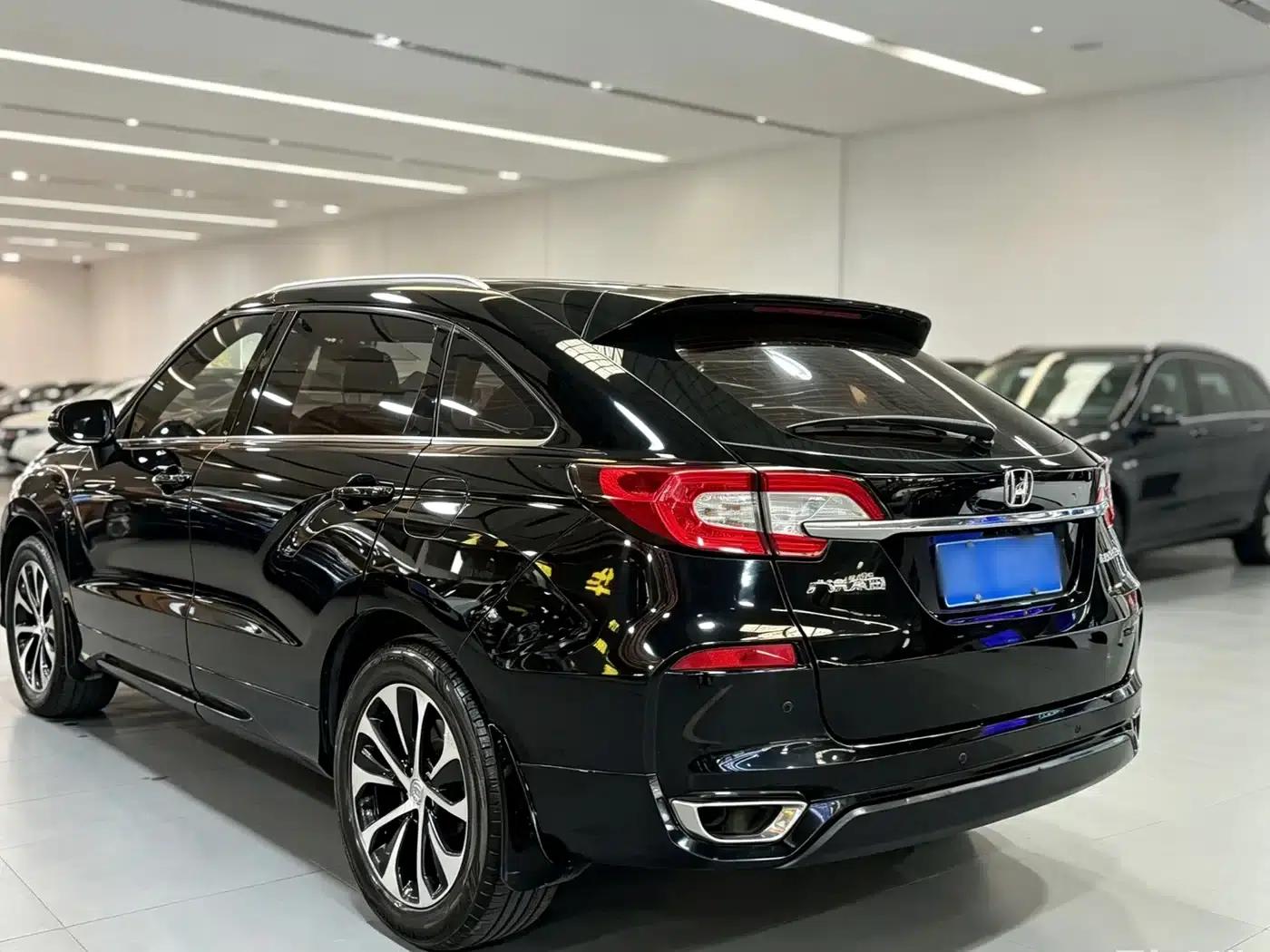 2017 Honda Avancier 240TURBO 2WD Elite Edition — миниатюра 4
