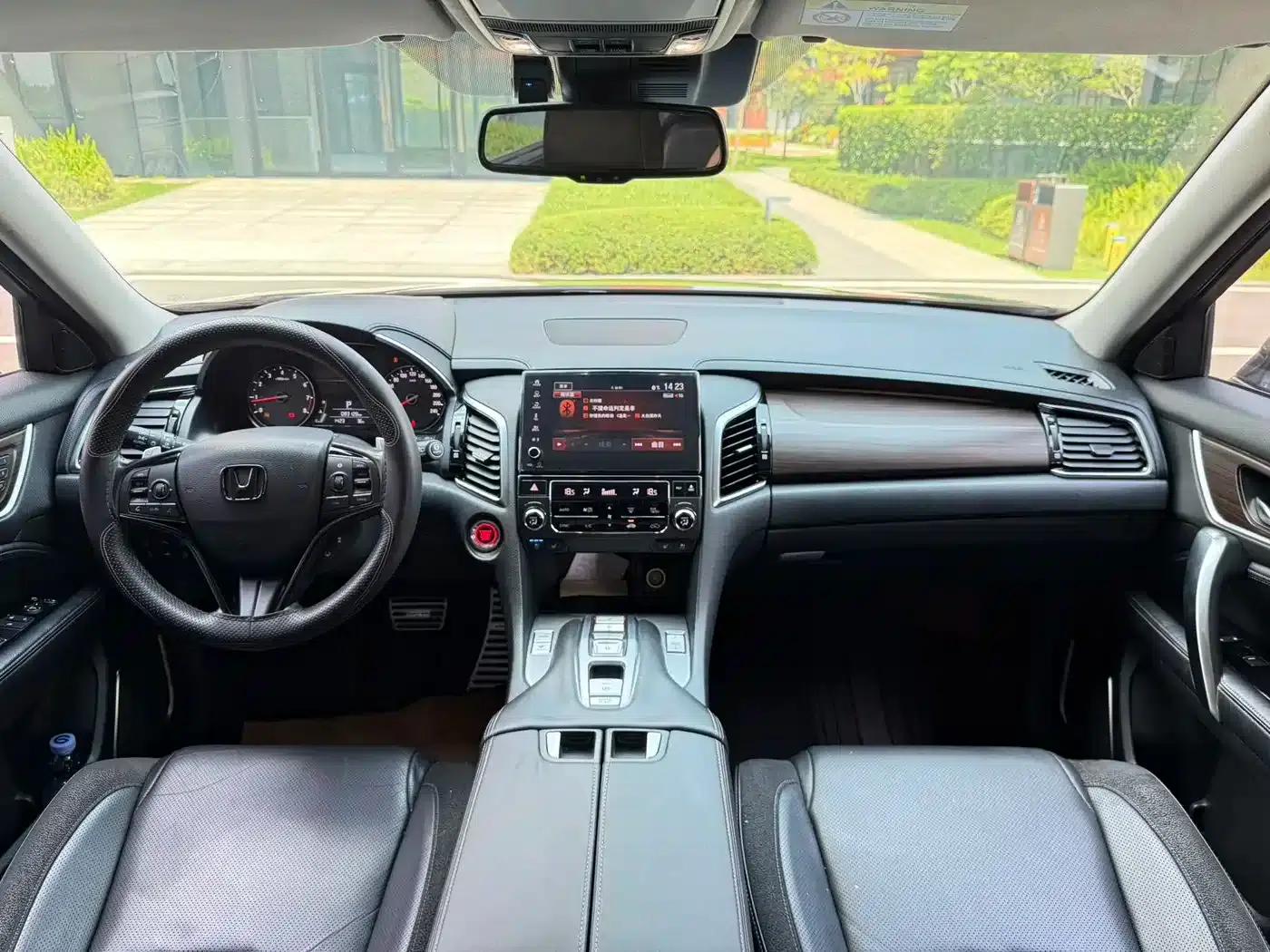 2017 Honda Avancier 370TURBO 4WD Supreme Edition — миниатюра 6