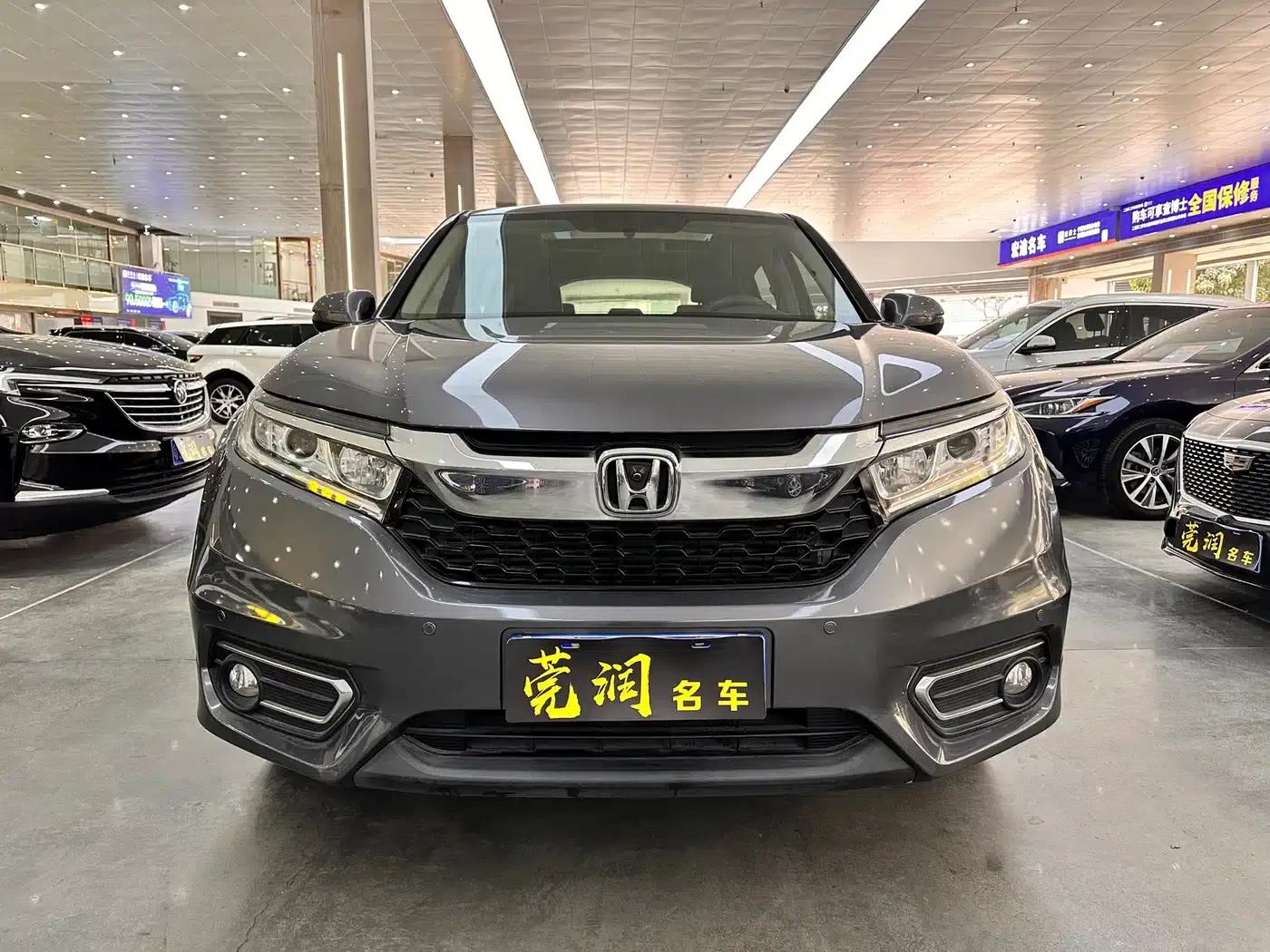 2017 Honda Avancier 240TURBO 2WD Luxury Edition — миниатюра 2