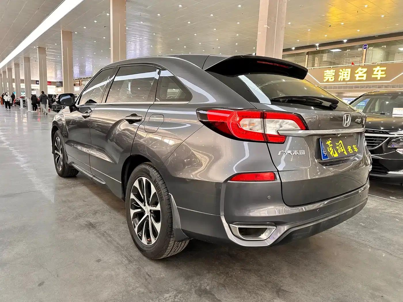 2017 Honda Avancier 240TURBO 2WD Luxury Edition — миниатюра 14