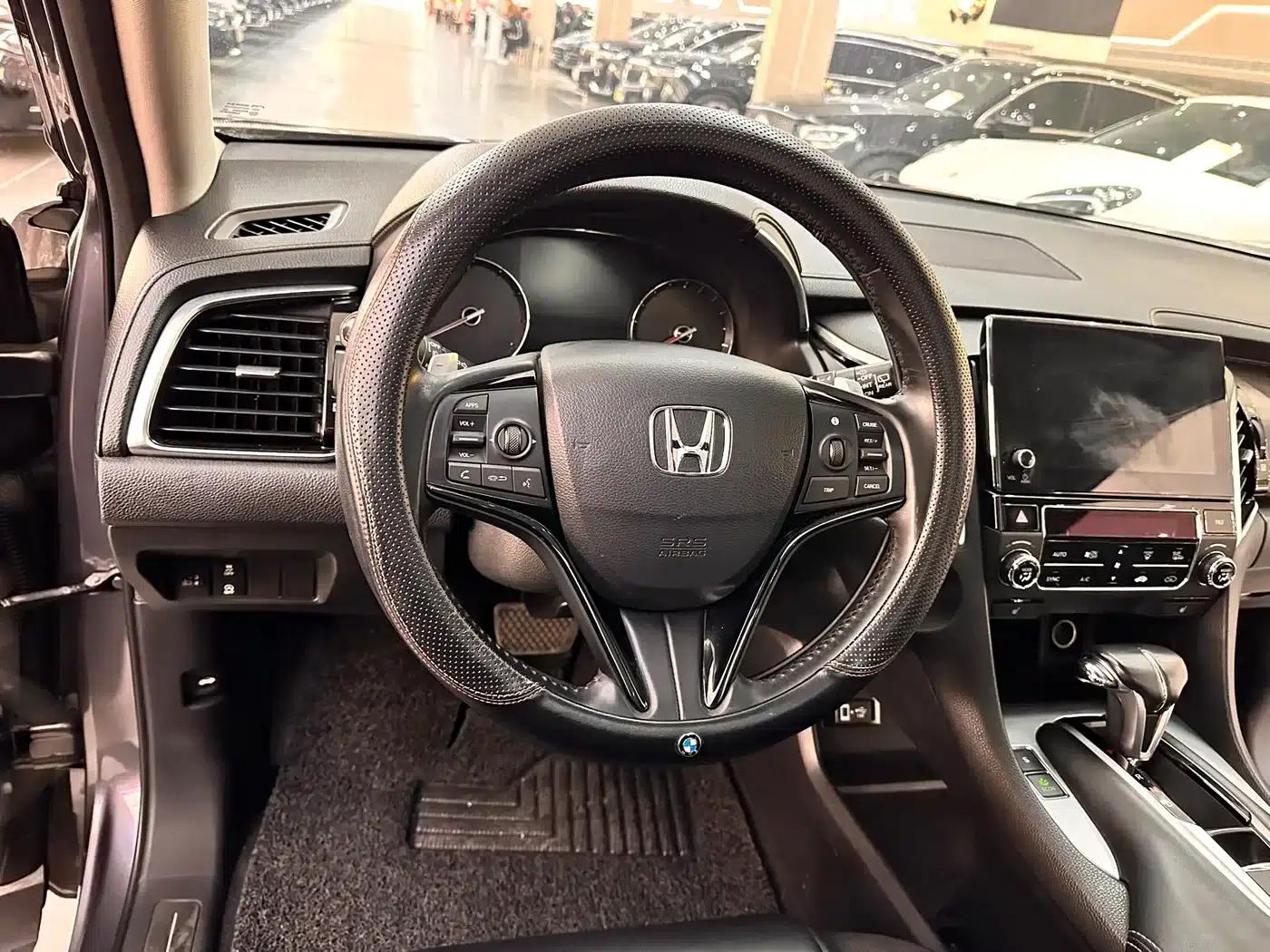 2017 Honda Avancier 240TURBO 2WD Luxury Edition — миниатюра 7