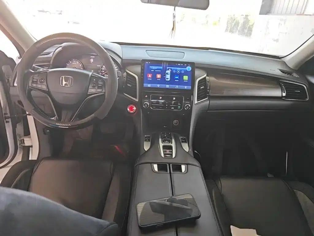 2017 Honda Avancier 370TURBO 2WD Luxury Edition — миниатюра 10