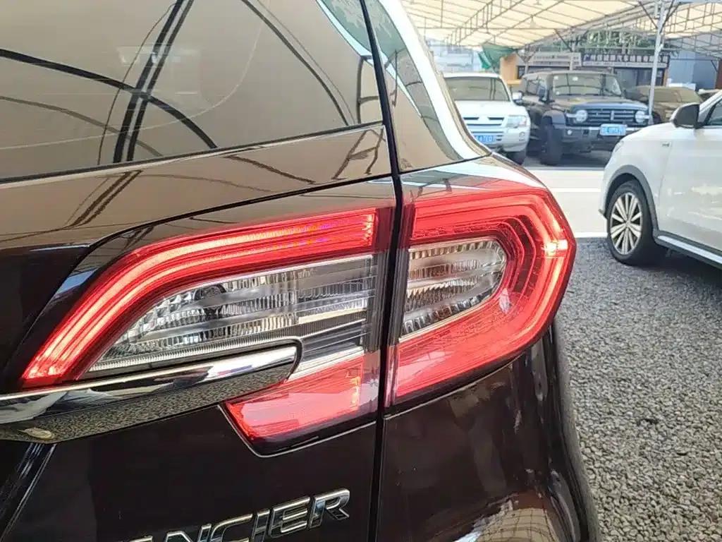 2017 Honda Avancier 370TURBO 4WD Premium Edition — миниатюра 8
