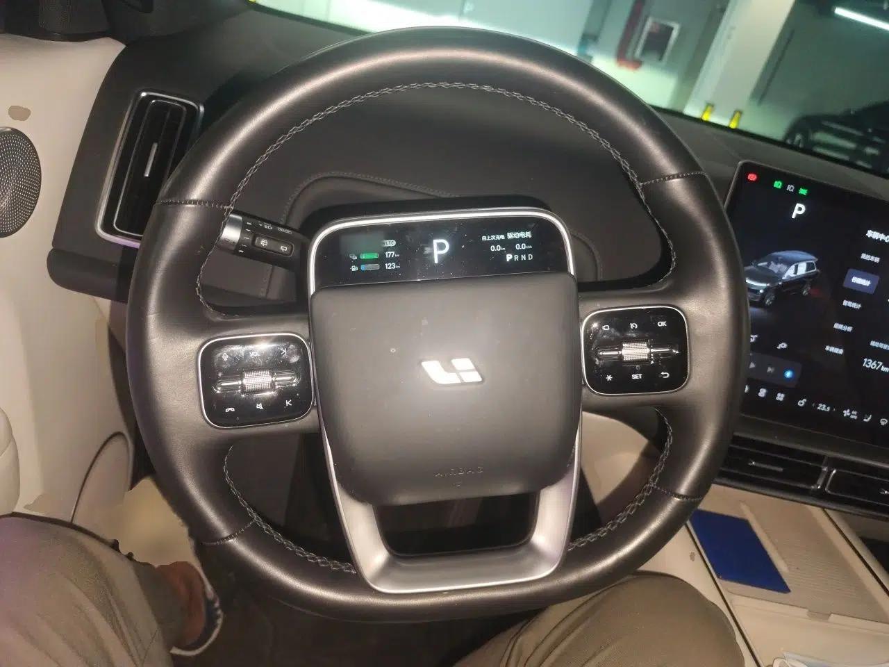 Li Auto L9 2022 Max model — миниатюра 10