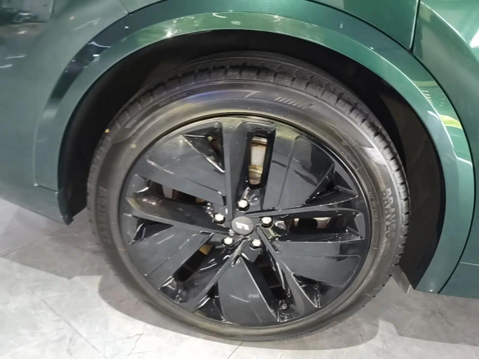 Li Auto L9 2022 Max model — миниатюра 11