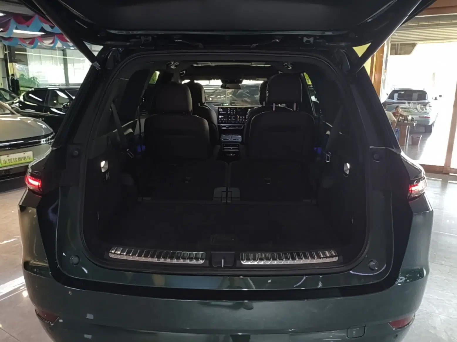 Li Auto L9 2022 Max model — миниатюра 22