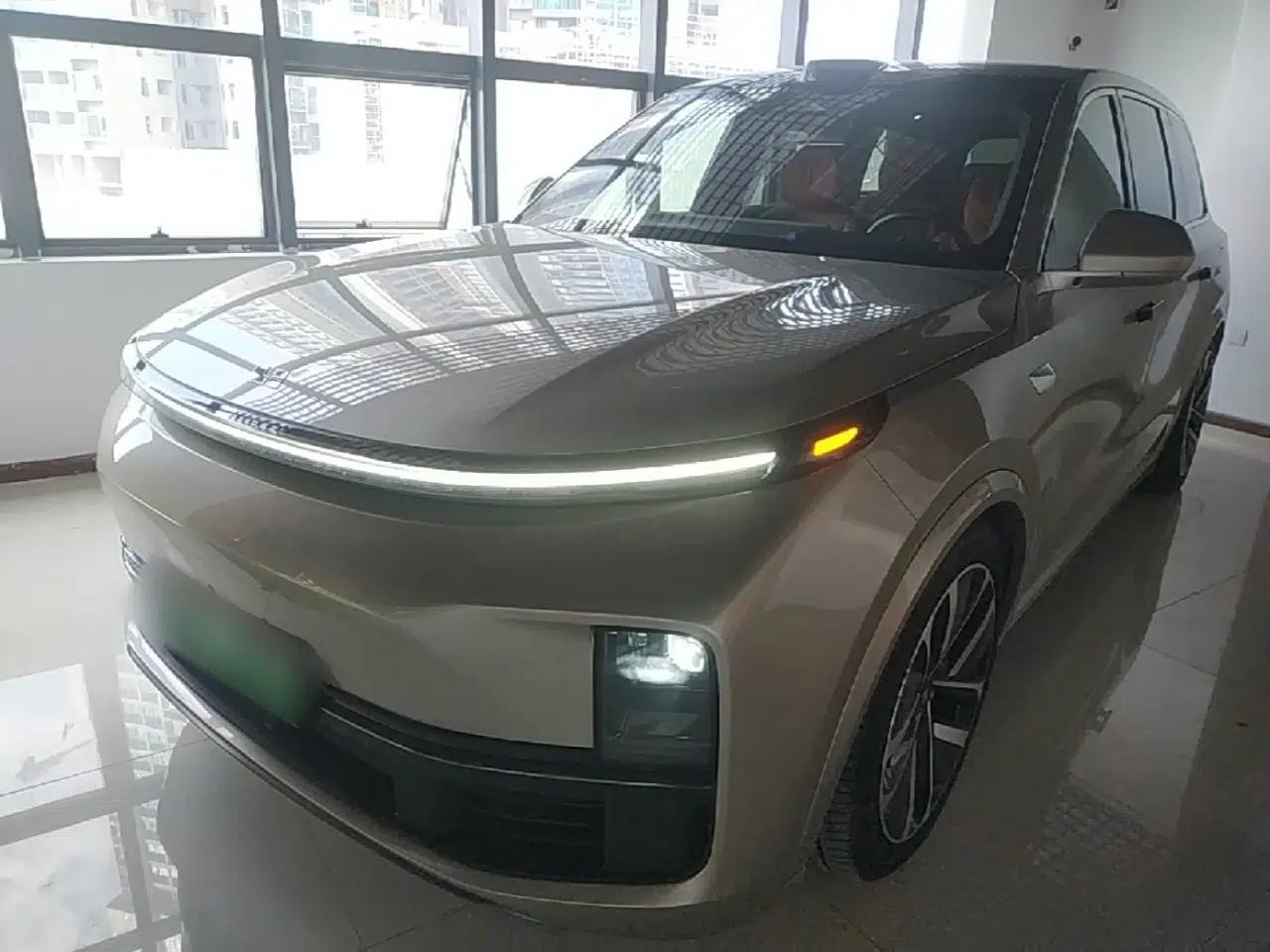 Li Auto L9 2022 Max model — миниатюра 1