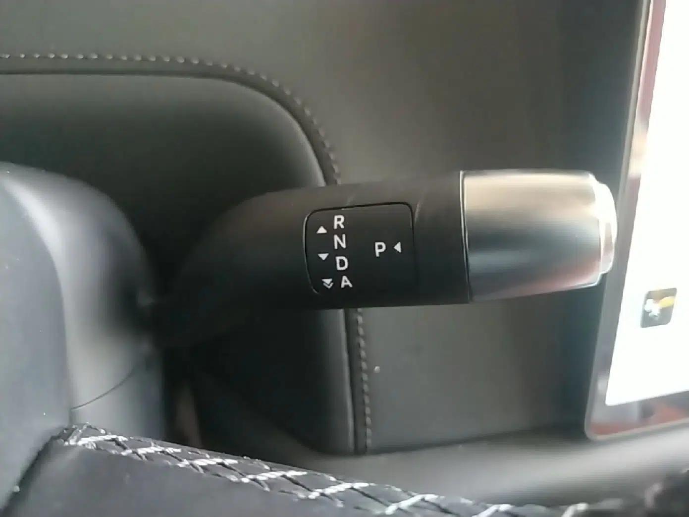 Li Auto L9 2022 Max model — миниатюра 16