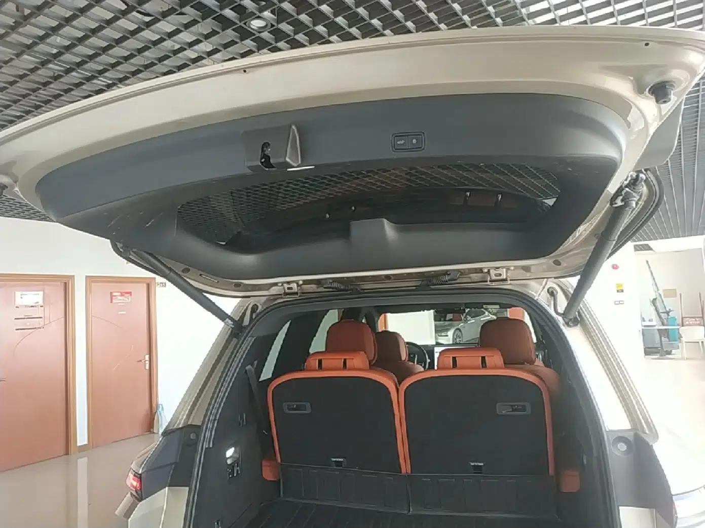 Li Auto L9 2022 Max model — миниатюра 22