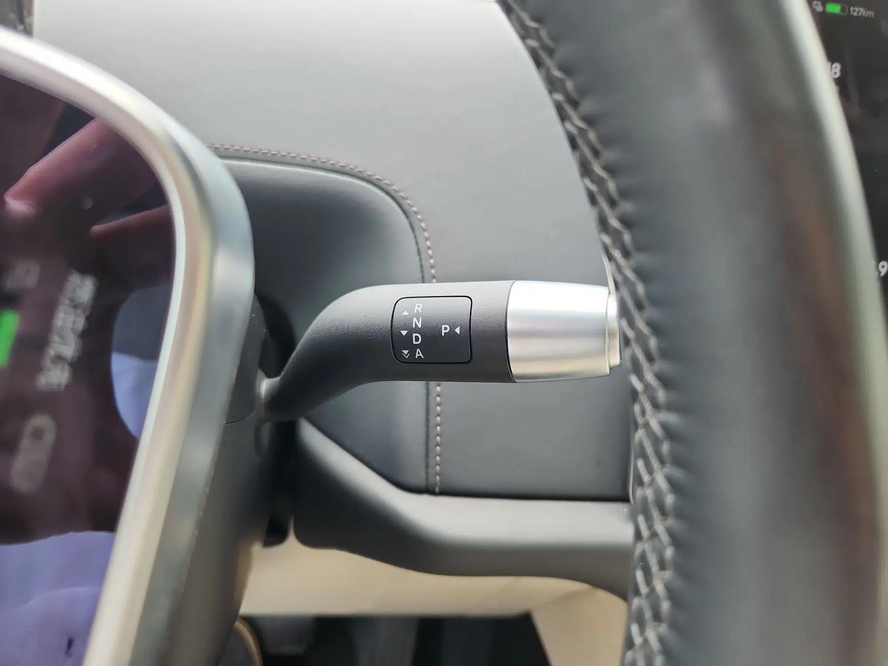 Li Auto L9 2022 Max model — миниатюра 21