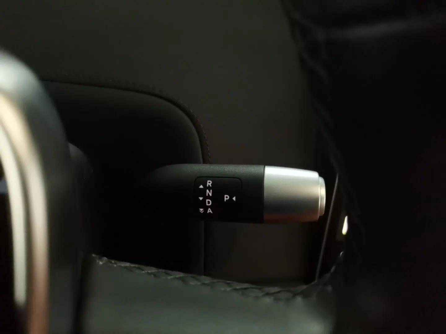 Li Auto L9 2022 Max model — миниатюра 21