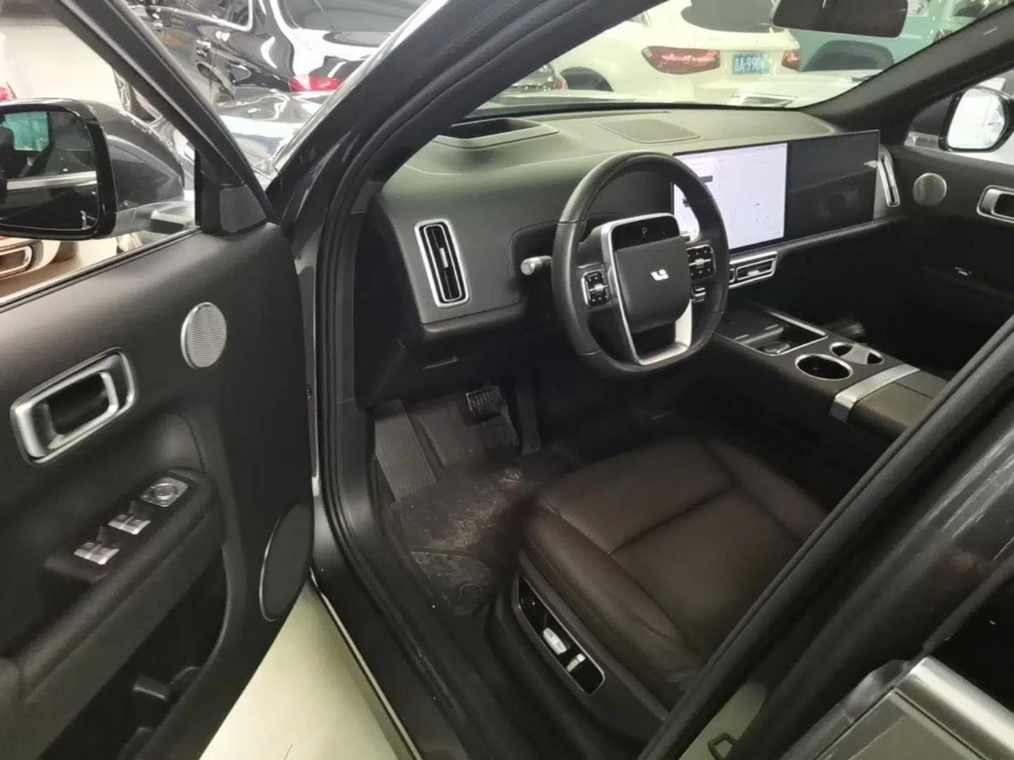 Li Auto L9 2022 Max model — миниатюра 18