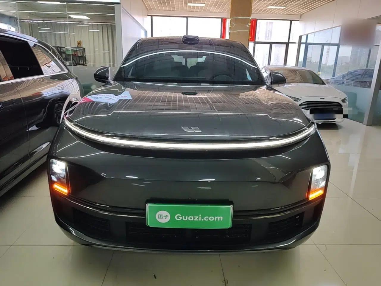 Li Auto L9 2022 Max model — миниатюра 2