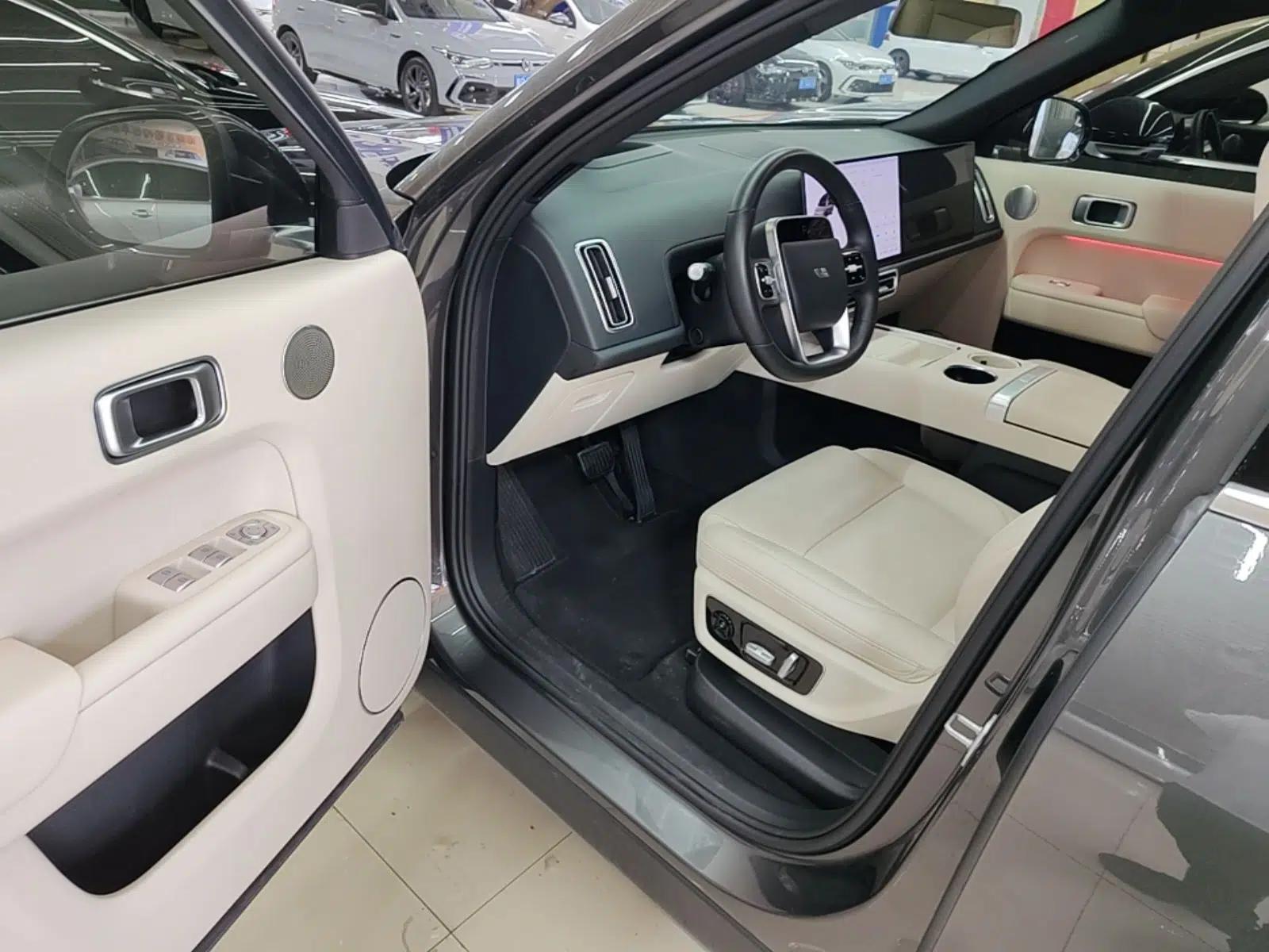 Li Auto L9 2022 Max model — миниатюра 23