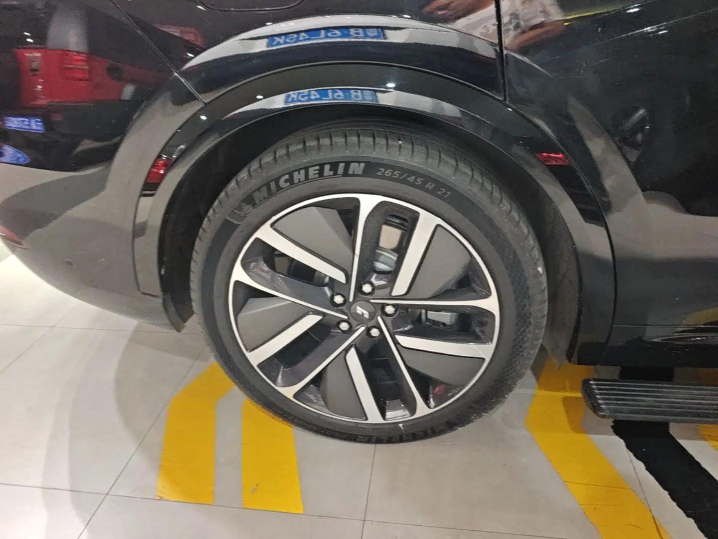 Li Auto L9 2022 Max model — миниатюра 11