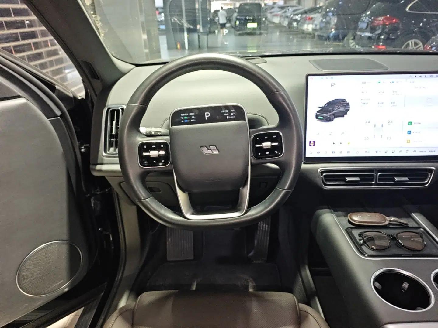 Li Auto L9 2022 Max model — миниатюра 13