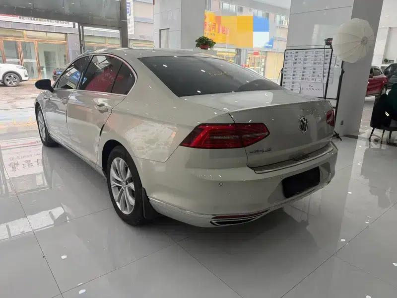 2017 Volkswagen Passat 330TSI DSG Comfort — миниатюра 4