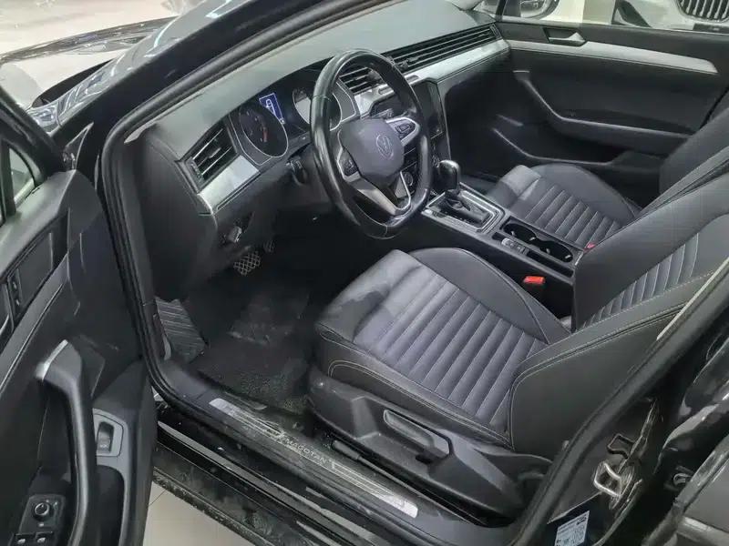 2020 Volkswagen Passat 280TSI DSG Leading Edition — миниатюра 9