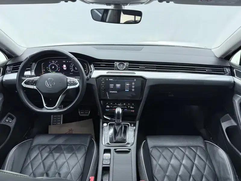 2022 Volkswagen Magotan PHEV Luxury Edition — миниатюра 11
