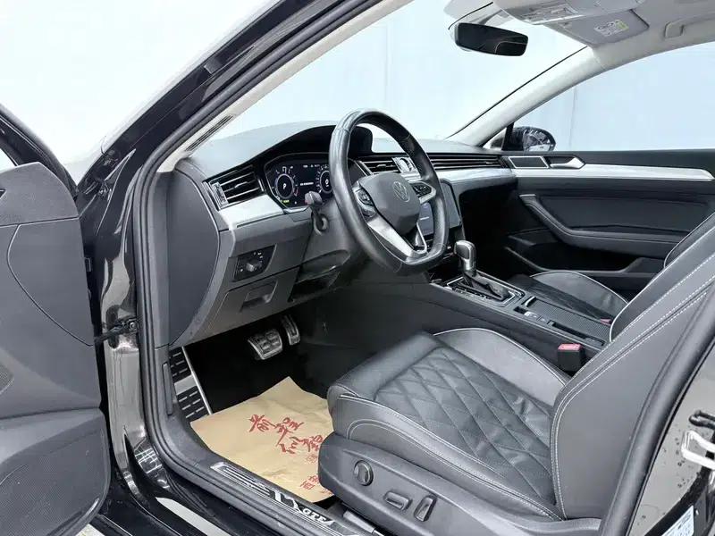 2022 Volkswagen Magotan PHEV Luxury Edition — миниатюра 16