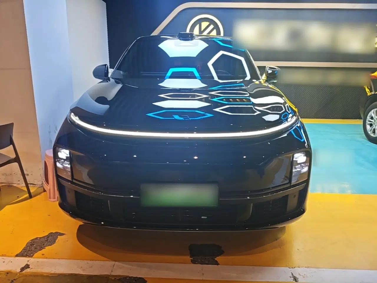 Li Auto L7 2023 Pro Model — миниатюра 2