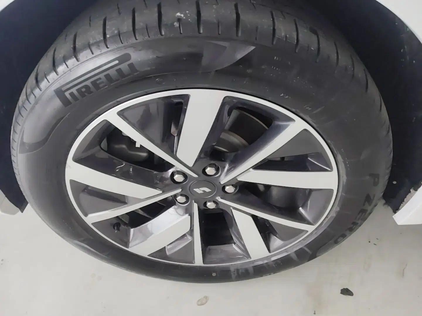 Li Auto L7 2023 Pro Model — миниатюра 10