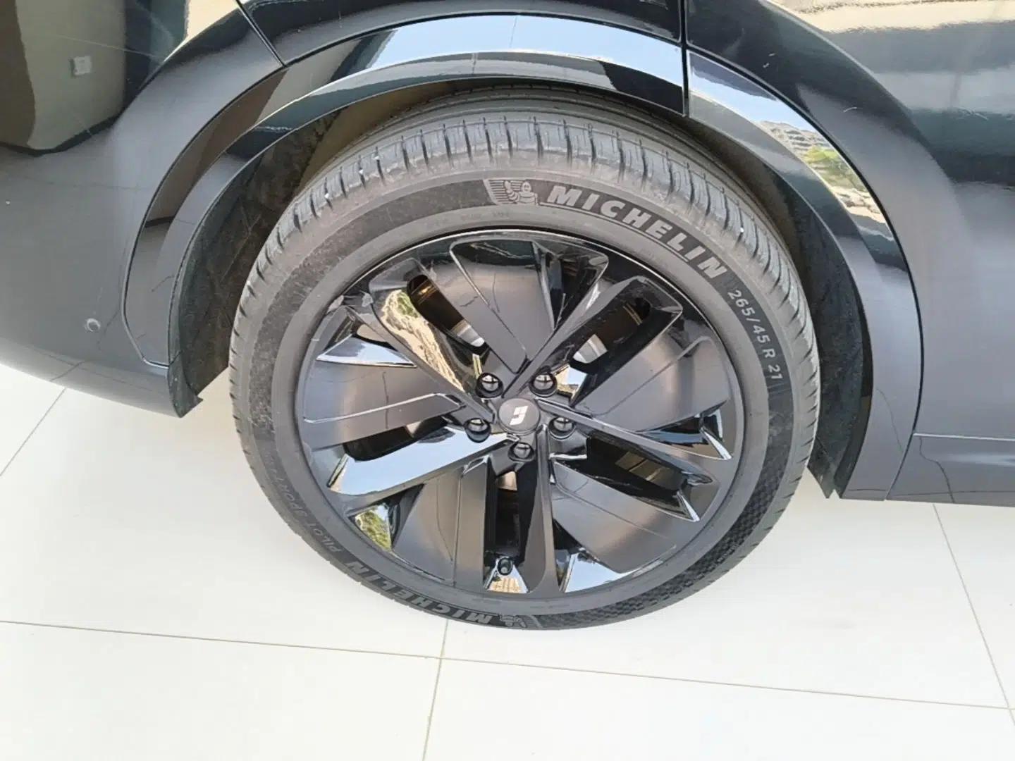 Li Auto L7 2024 Pro Model — миниатюра 16