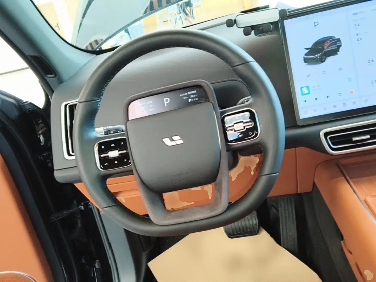 Li Auto L7 2024 Pro Model — миниатюра 18
