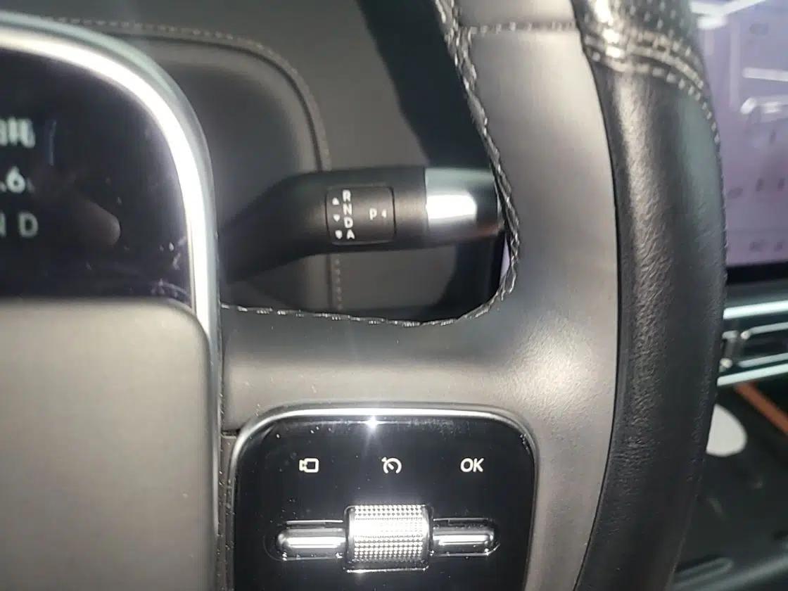 Li Auto L7 2023 Pro Model — миниатюра 16