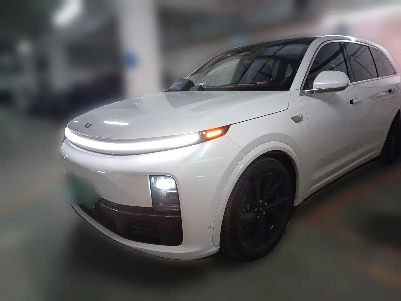Li Auto L7 2023 Pro Model — миниатюра 1