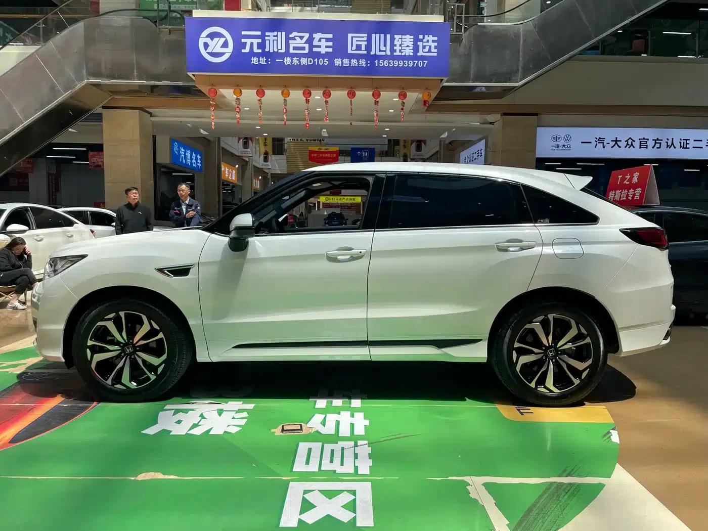 Honda UR-V 2023 370TURBO 2WD Premium Edition — миниатюра 3