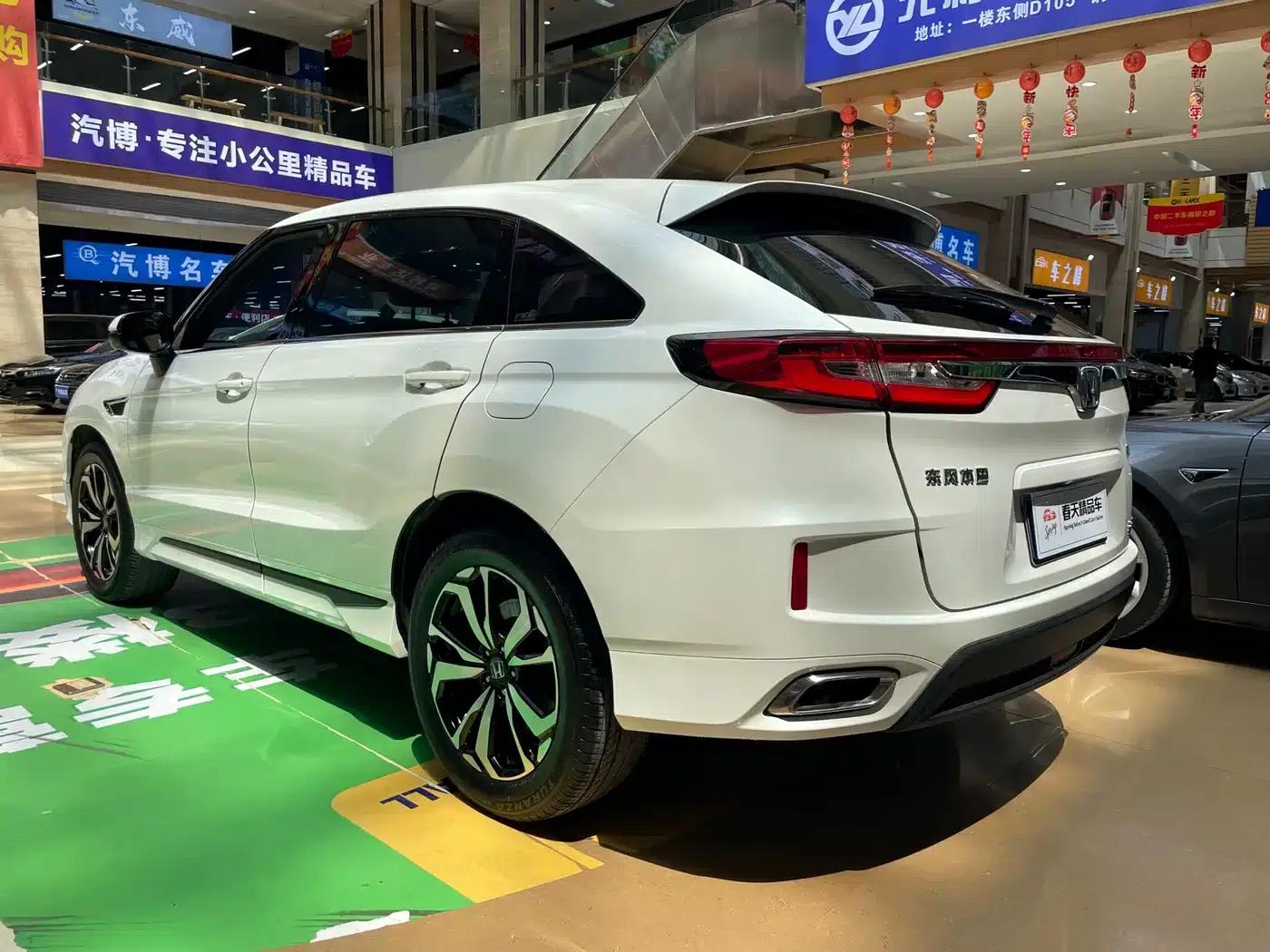 Honda UR-V 2023 370TURBO 2WD Premium Edition — миниатюра 4