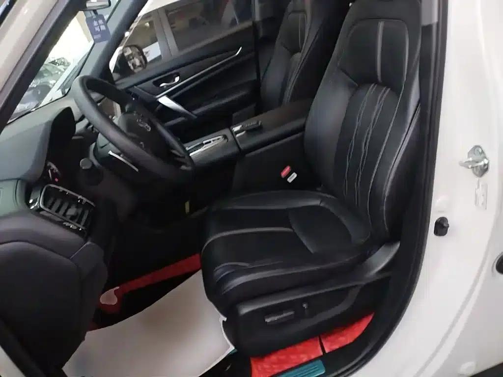 Honda UR-V 2020 240TURBO 2WD Elite Edition — миниатюра 15