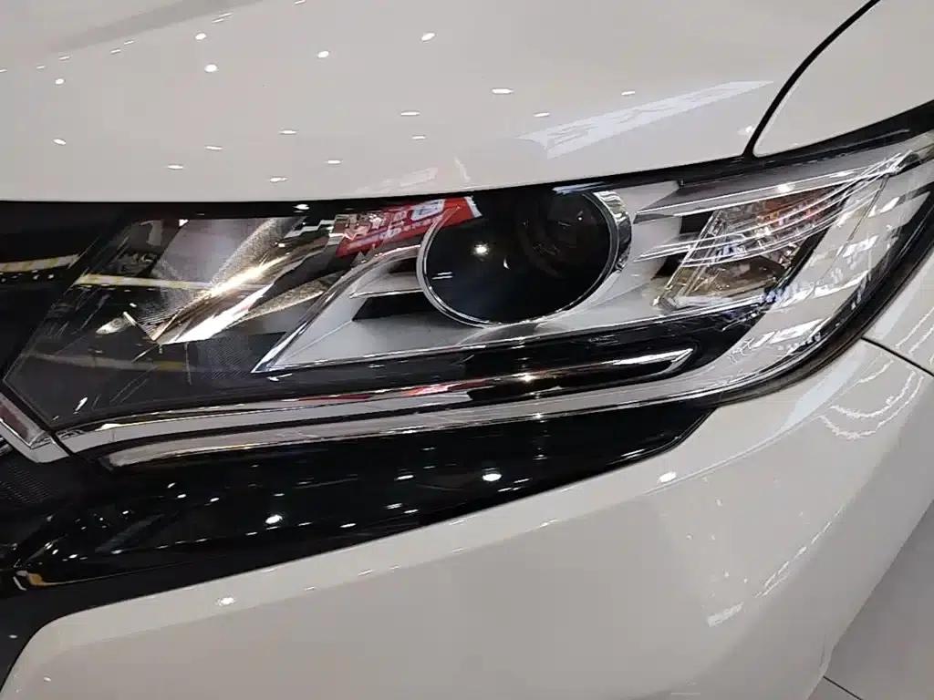 Honda UR-V 2020 240TURBO 2WD Elite Edition — миниатюра 24