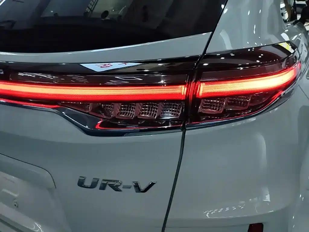 Honda UR-V 2020 240TURBO 2WD Elite Edition — миниатюра 8