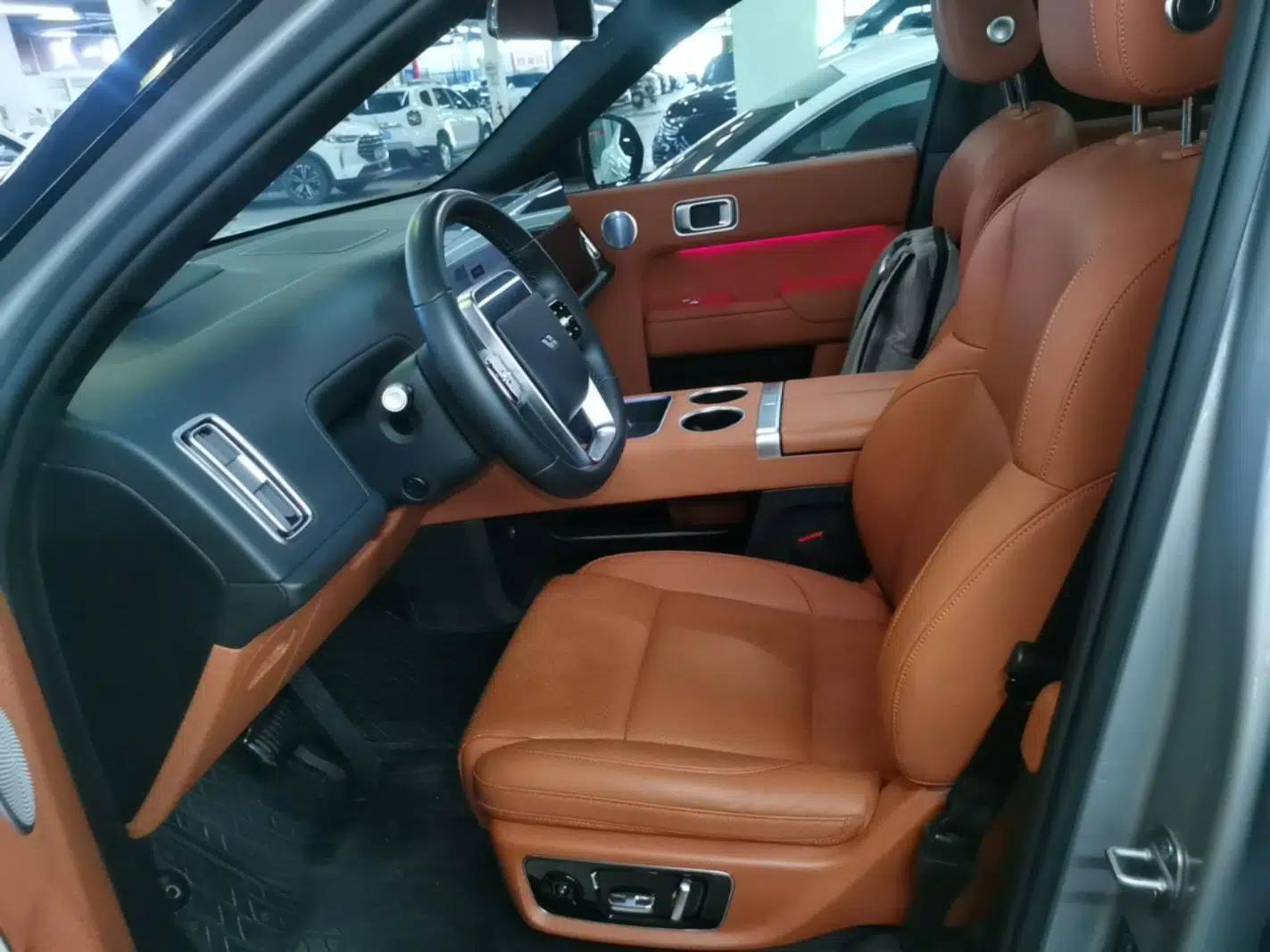 Li Auto L8 2023 Pro Model — миниатюра 17