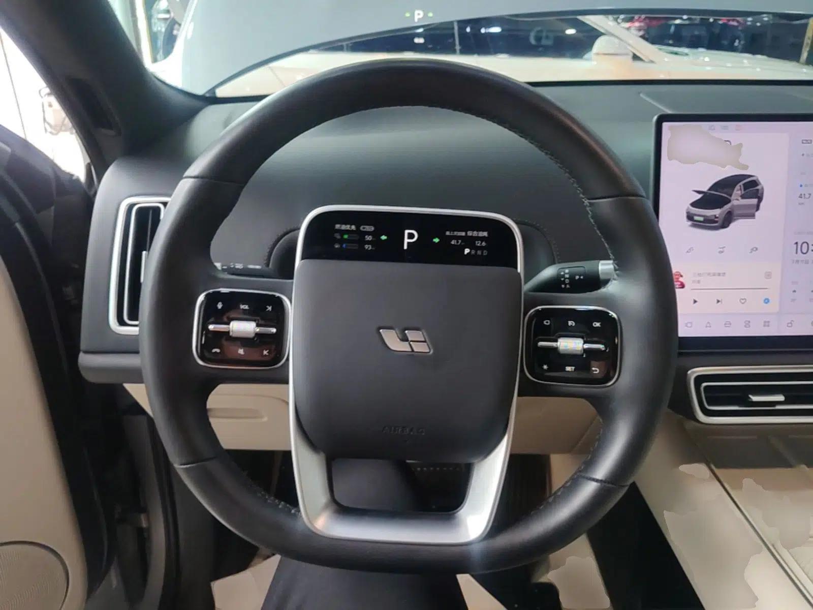 Li Auto L8 2024 Max — миниатюра 13