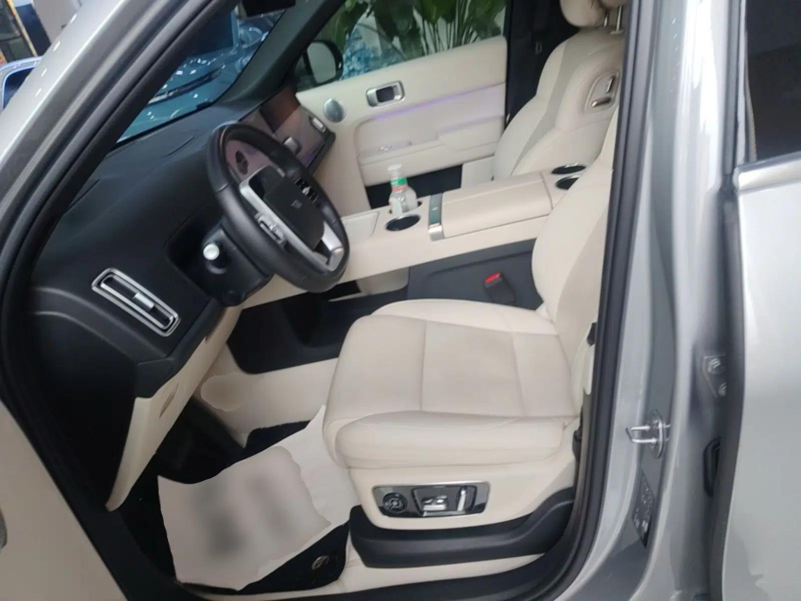 Li Auto L8 2024 Max — миниатюра 17