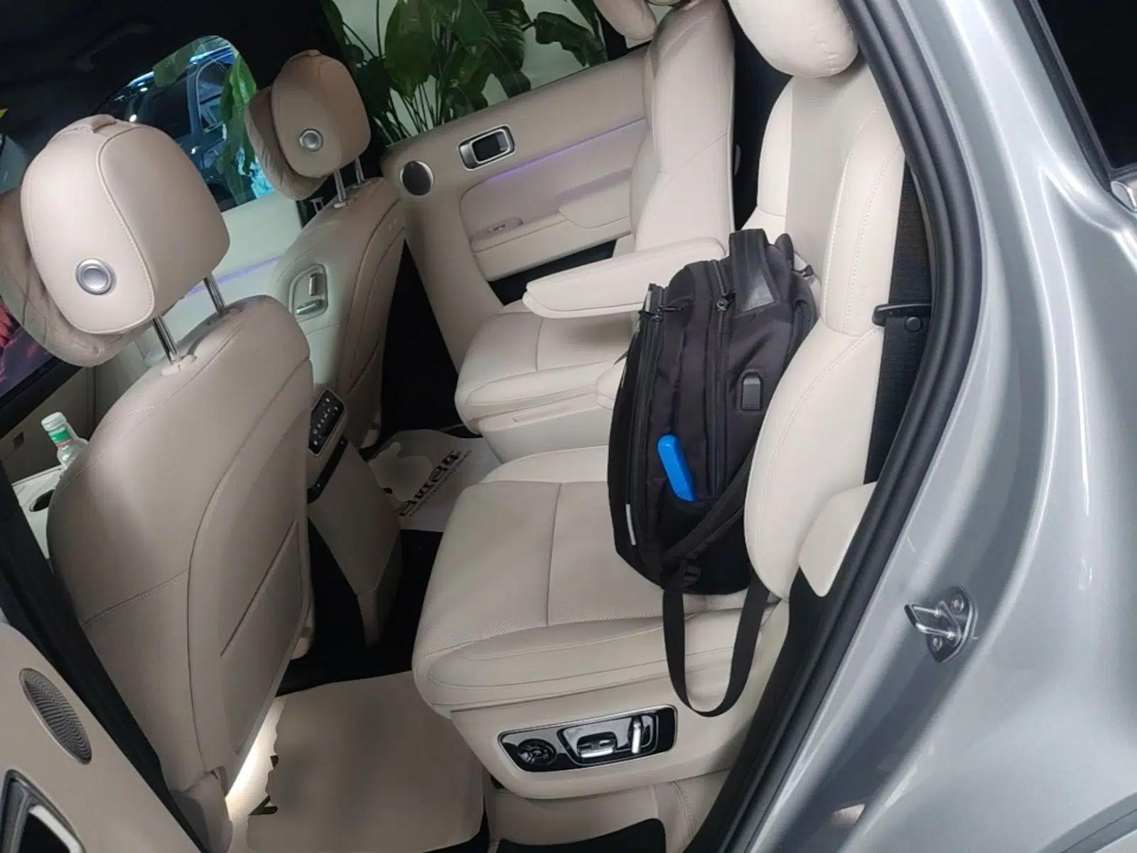 Li Auto L8 2024 Max — миниатюра 20